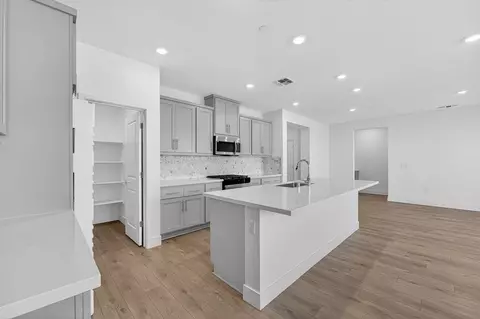Entry Way - 7339 Forbes Ave, Tracy, CA 95377 photo 3 of 3