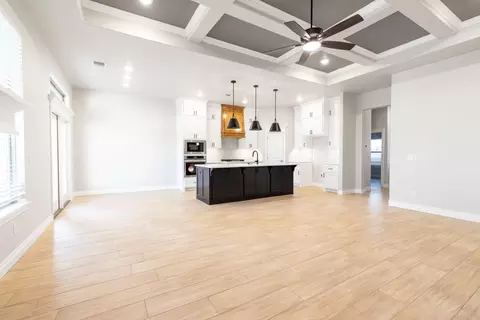 Living - 8701 Stark St, Arcadia, OK 73007 photo 3 of 10
