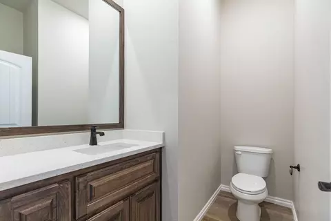 Bath - 8701 Stark St, Arcadia, OK 73007 photo 9 of 13