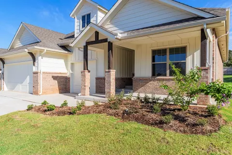 Exterior - 8701 Stark St, Arcadia, OK 73007 photo 19 of 34