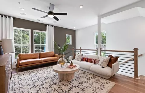 1926 Rogers Ct, Atlanta, GA 30318
