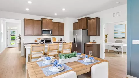 Dining - 5204 NW 41st Loop, Ocala, FL 34482 photo 2 of 7