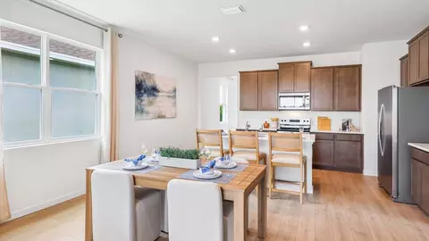 Dining - 5204 NW 41st Loop, Ocala, FL 34482 photo 3 of 7