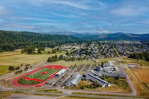 View/Area - 701 Teetor Cir NW, Orting, WA 98360 photo 2 of 5