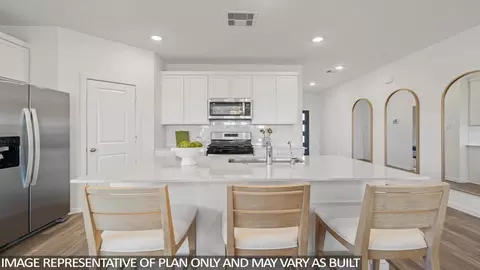 Kitchen - 622 Bronze Wolf Ct, Conroe, TX 77303 photo 3 of 6