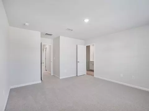 3805 Rosebush Dr, Zebulon, NC 27597