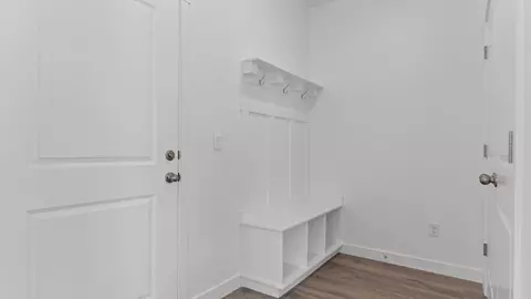 Entry Way - 2023 E Corriente Dr #340, Salem, UT 84653 photo 2 of 5