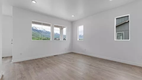 Living - 2023 E Corriente Dr #340, Salem, UT 84653 photo 2 of 6