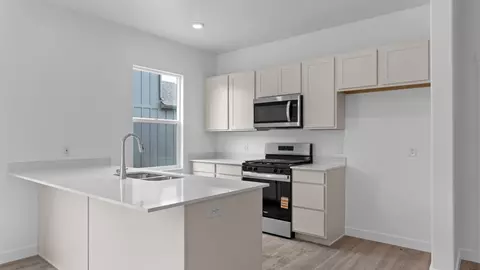 Kitchen - 2023 E Corriente Dr #340, Salem, UT 84653 photo 1 of 8