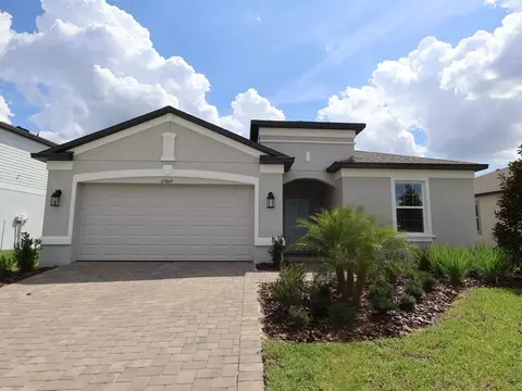 37849 Tobiano Loop, Dade City, FL 33525
