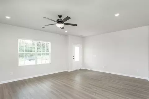 Living - Undisclosed, Broadway, NC 27505 photo 2 of 6