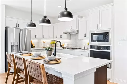 Kitchen - 601 Trinity St, Van Alstyne, TX 75495 photo 1 of 5