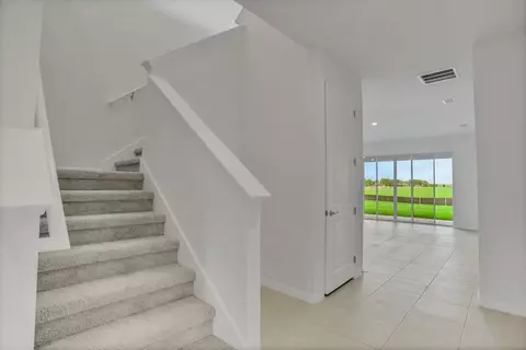 Entry Way - 7422 Sea Manatee St, Parrish, FL 34219 photo 2 of 5
