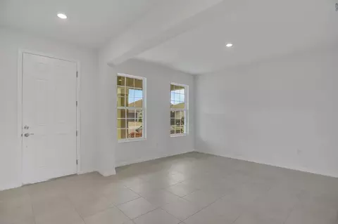 Living - 7422 Sea Manatee St, Parrish, FL 34219 photo 2 of 9