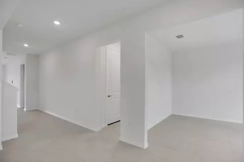 Entry Way - 7422 Sea Manatee St, Parrish, FL 34219 photo 1 of 5