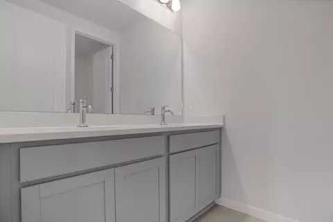 Bath - 7422 Sea Manatee St, Parrish, FL 34219 photo 5 of 6