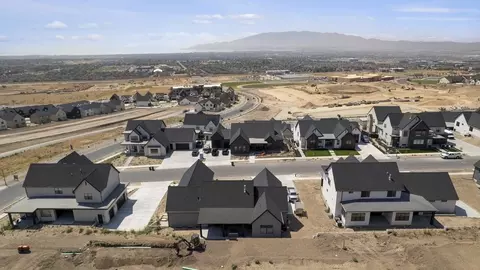 View/Area - 4550 N Horton Way, Draper, UT 84020 photo 9 of 12