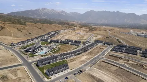 View/Area - 4550 N Horton Way, Draper, UT 84020 photo 4 of 12
