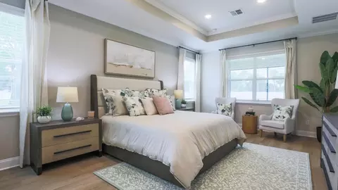 Bedroom - 14055 Spring Hill Dr, Spring Hill, FL 34609 photo 1 of 9