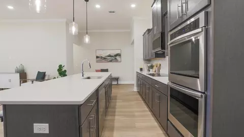 Kitchen - 14055 Spring Hill Dr, Spring Hill, FL 34609 photo 1 of 7