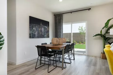Dining - 1498 Union Ave, Tulare, CA 93274 photo 1 of 1