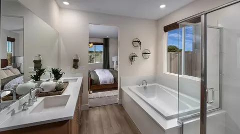 Bath - 2089 Cyclone Dr, Manteca, CA 95336 photo 1 of 4