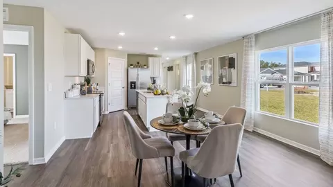 Dining - 5515 Taverna Loop, Winter Haven, FL 33884 photo 1 of 1