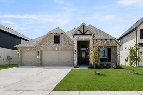 2102 Pelican Dr, Mansfield, TX 76063