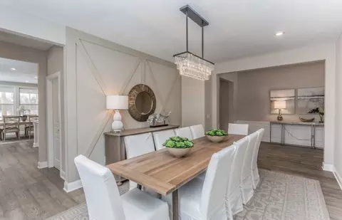 Dining - 910 Arthur Trl, Aurora, OH 44202 photo 2 of 2