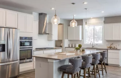 Kitchen - 910 Arthur Trl, Aurora, OH 44202 photo 1 of 5