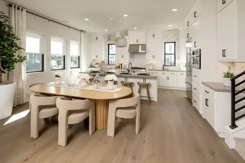 Dining - 112 10th St, Marina, CA 93933 photo 1 of 4