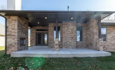Exterior - 2800 Heather Hvn, Moore, OK 73160 photo 22 of 31