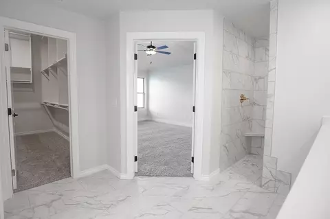Entry Way - 2800 Heather Hvn, Moore, OK 73160 photo 6 of 7