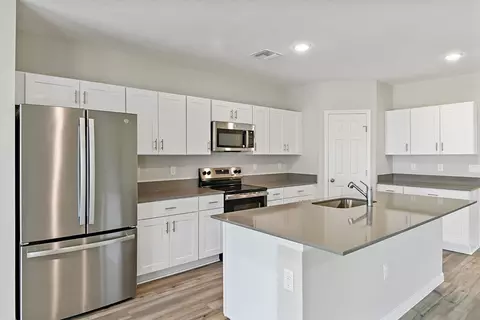 853 Sand Sea Pl, Haines City, FL 33844