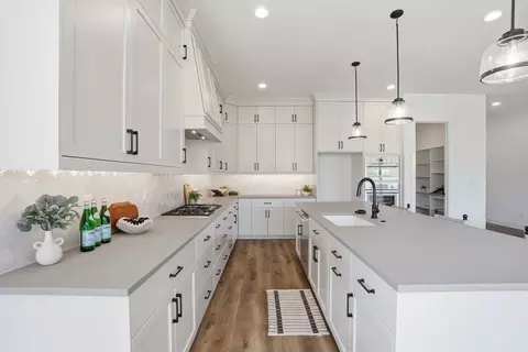 Kitchen - 2210 N Annadale Ave, Eagle, ID 83616 photo 1 of 3