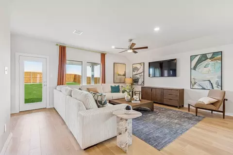 Living - 804 Rockcloud Dr, Haslet, TX 76052 photo 8 of 10