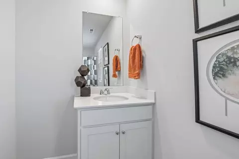 Bath - 15 Iris Glen Ct, Smithfield, NC 27577 photo 3 of 6