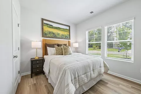 Bedroom - 15 Iris Glen Ct, Smithfield, NC 27577 photo 6 of 7