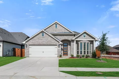 9020 New Ballinger Dr, Argyle, TX 76226