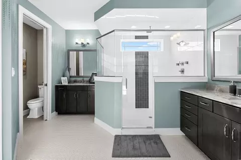 Bath - Cambrium Ct., Wentzville, MO 63385 photo 2 of 4