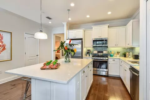 Kitchen - 20145 Fieldcrest Ter, Estero, FL 33928 photo 4 of 4