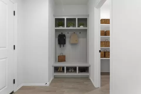 Entry Way - 16185 S 89th E Ave, Bixby, OK 74008 photo 3 of 11