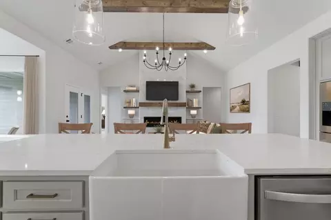 Kitchen - 16185 S 89th E Ave, Bixby, OK 74008 photo 5 of 9