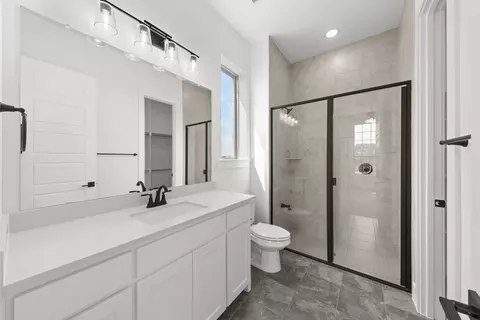 Bath - 2971 Mockingbird Ln, Prosper, TX 75078 photo 4 of 4