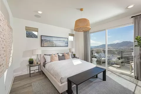 Bedroom - 35116 Citron Ln, Fallbrook, CA 92028 photo 8 of 11