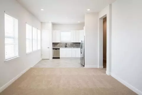 Living - 10206 Pearson Ave, Orlando, FL 32827 photo 2 of 4