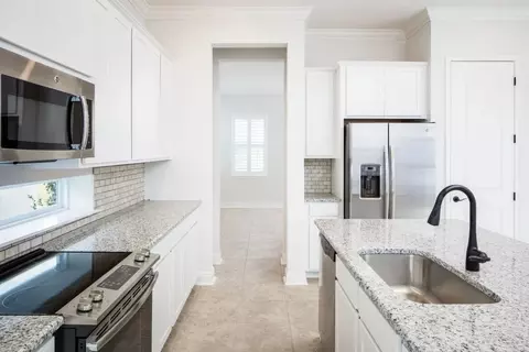 Kitchen - 10206 Pearson Ave, Orlando, FL 32827 photo 2 of 3