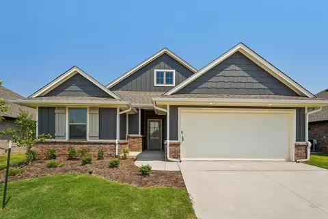 8712 Poppey Pl, Yukon, OK 73099
