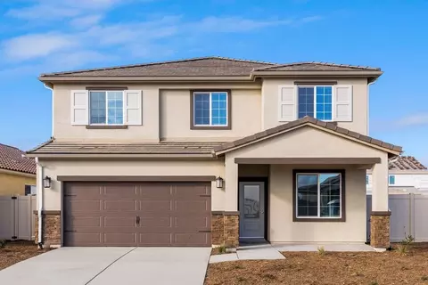 Exterior - 7729 Avocado Ln, Bakersfield, CA 93313 photo 2 of 20