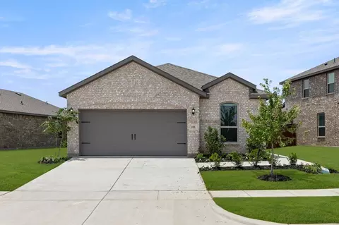 111 Aston Way, Terrell, TX 75160